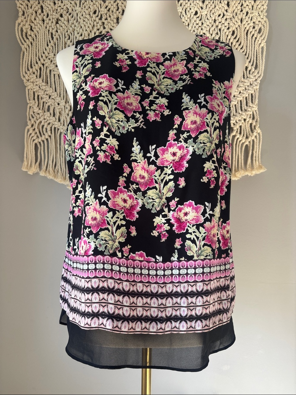 Rose & Olive Black Sleeveless Floral Camisole with Pink Blooms